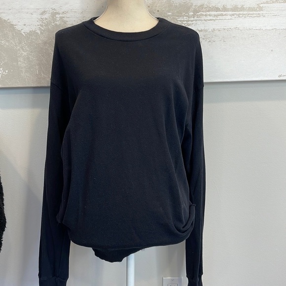 Long Sleeve Sweatshirt with cool tie back - Picture 3 of 5